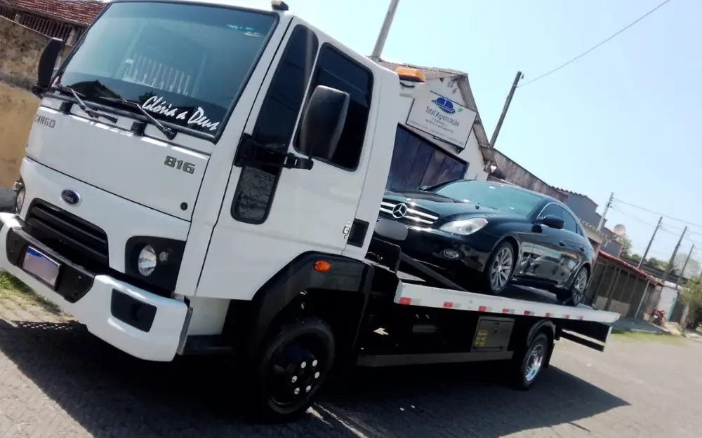 Guincho de Mercedez - Guincho em Cruzeiro - Adauri Guincho de carro